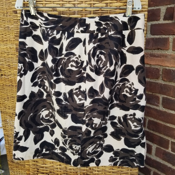 Harold's Dresses & Skirts - Harold's sophisticated floral skirt 14